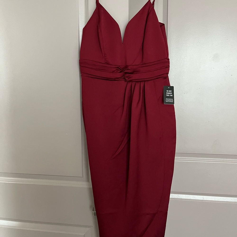 Midi red dress